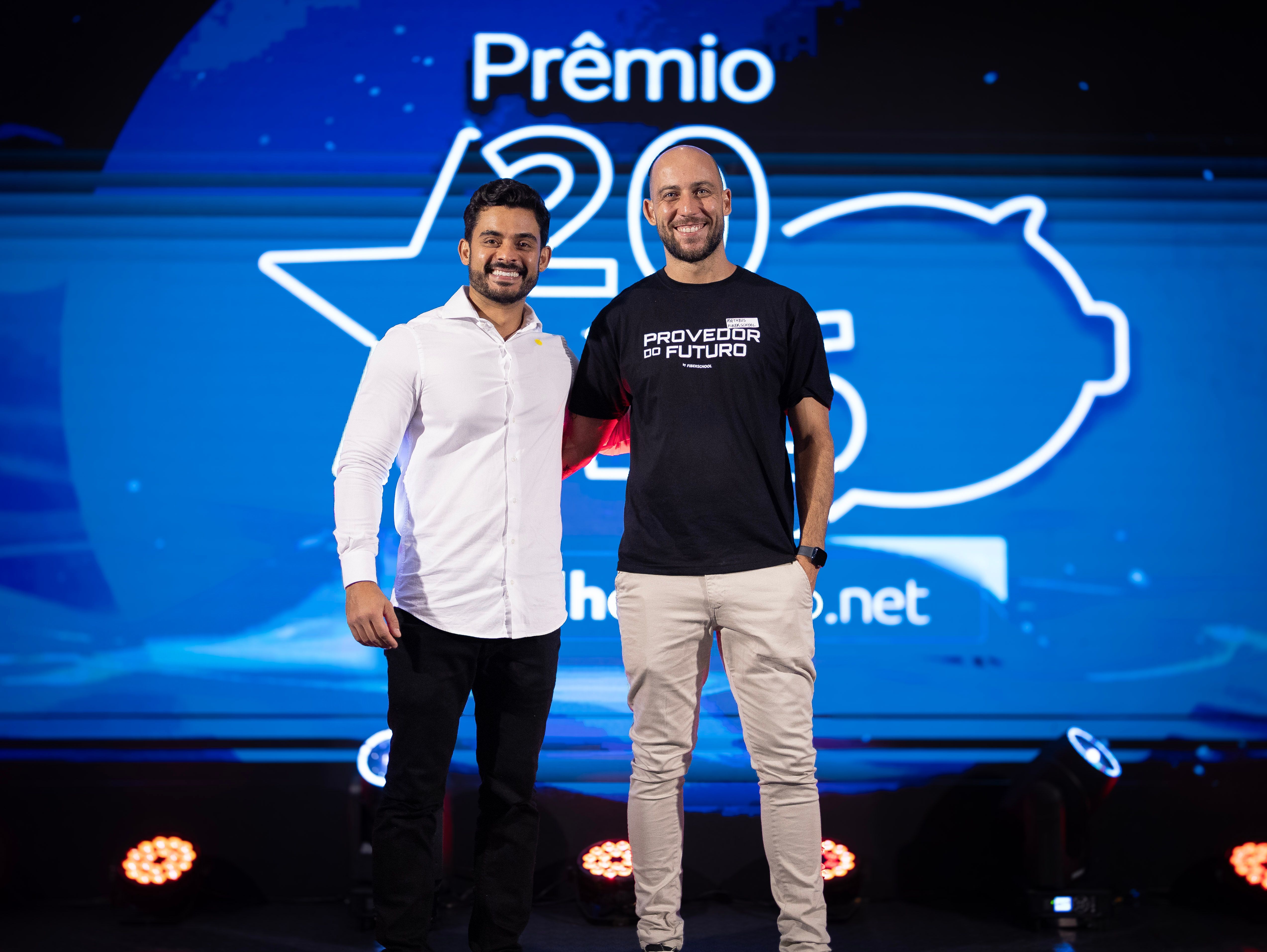 Lucas Tavares e Matheus Marmentini.jpg