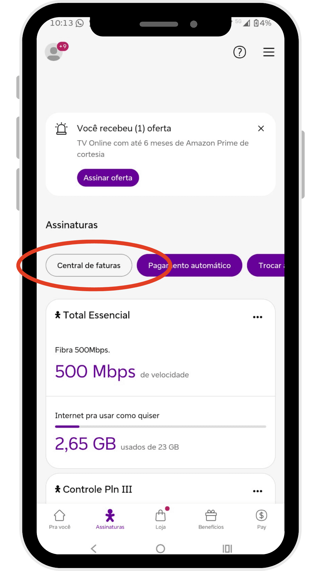 Tela de Assinaturas do app Vivo com a opção Central de faturas destacada para acessar a fatura Vivo.